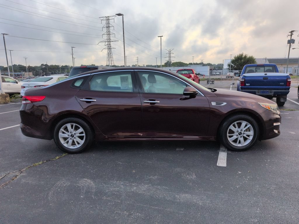 Used 2018 Kia Optima LX w/ Convenience Package FWD image 7