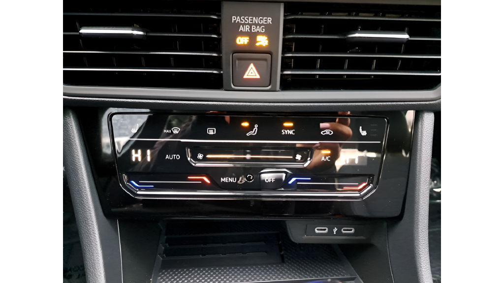 New 2026 Volkswagen Jetta SE FWD image 20