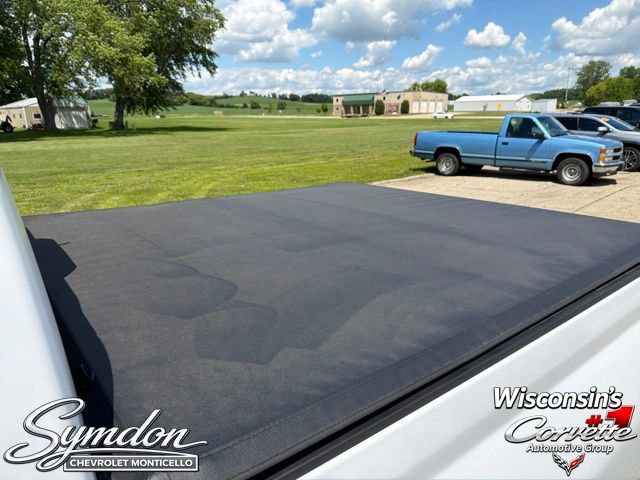 Used 2023 Chevrolet Colorado LT AWD/4WD image 17