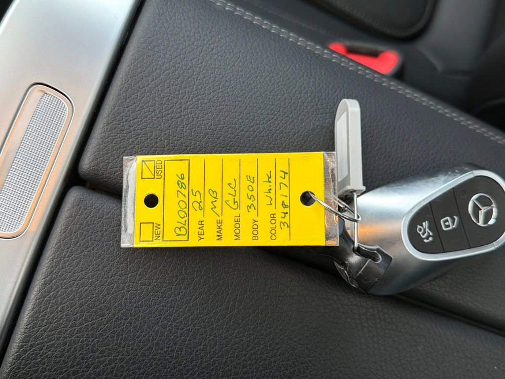 Certified 2025 Mercedes-Benz GLC 350e image 31