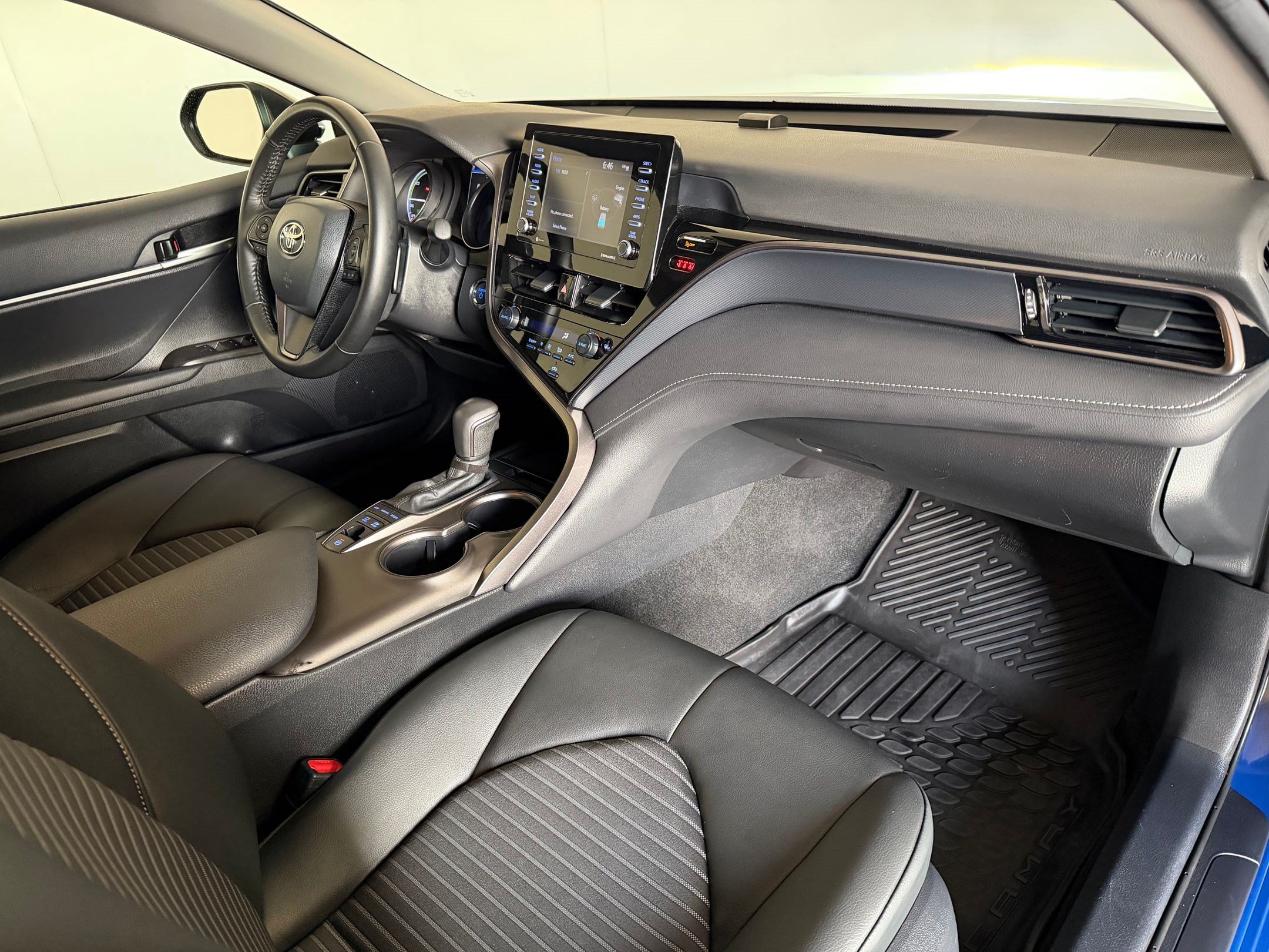 Used 2024 Toyota Camry SE FWD image 30
