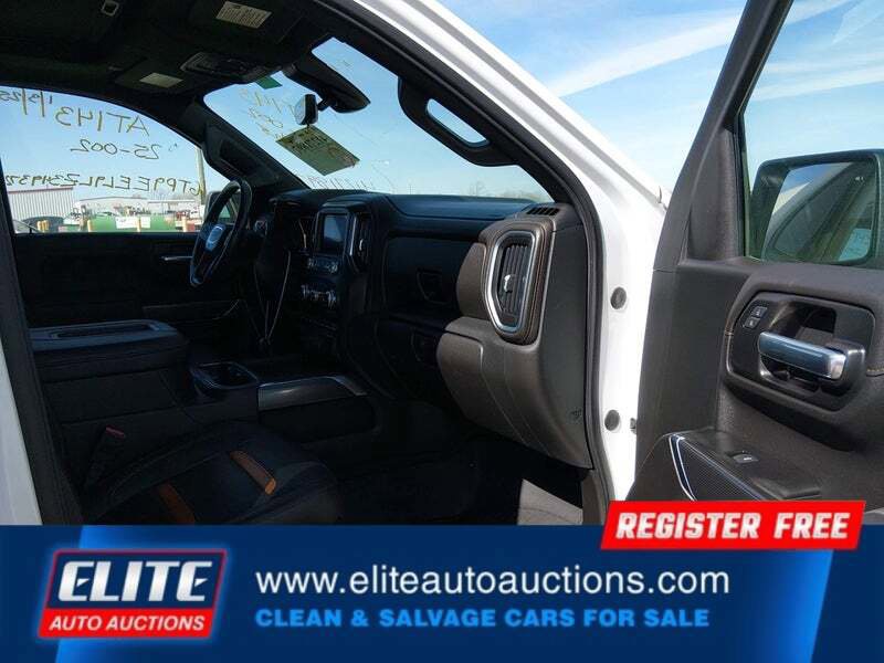 Used 2020 GMC Sierra 1500 AT4 w/ AT4 Premium Package image 9