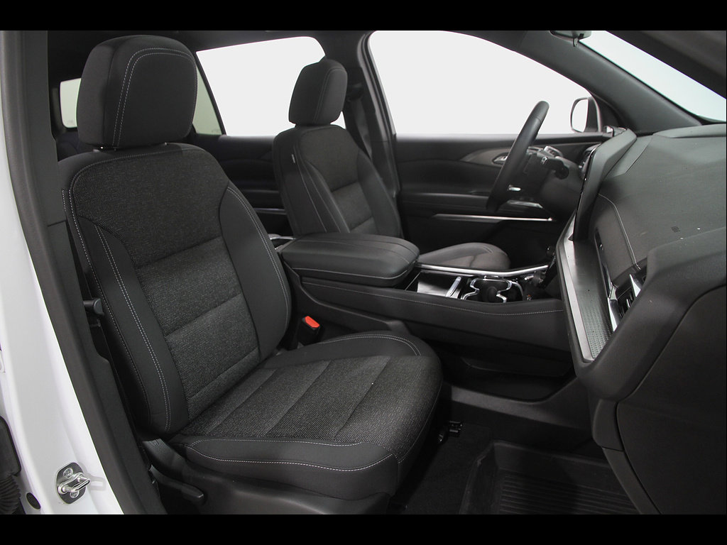 Certified 2024 Chevrolet Traverse LT w/ LPO, Floor Liner Package AWD/4WD image 18