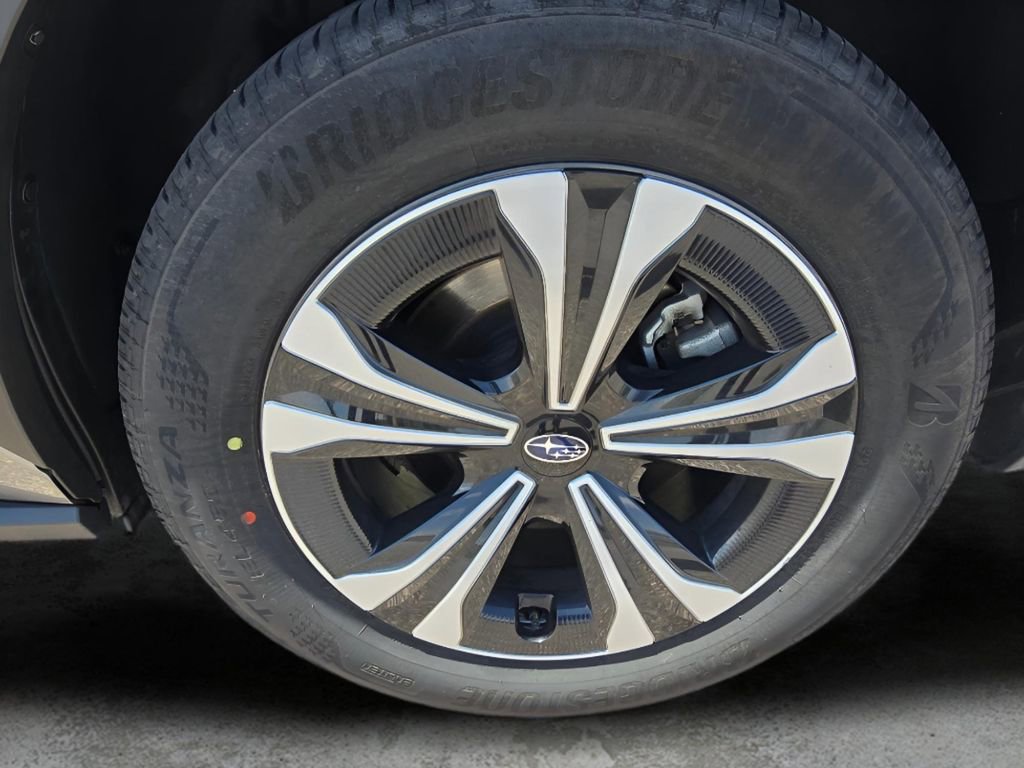 Used 2024 Subaru Solterra AWD/4WD image 29