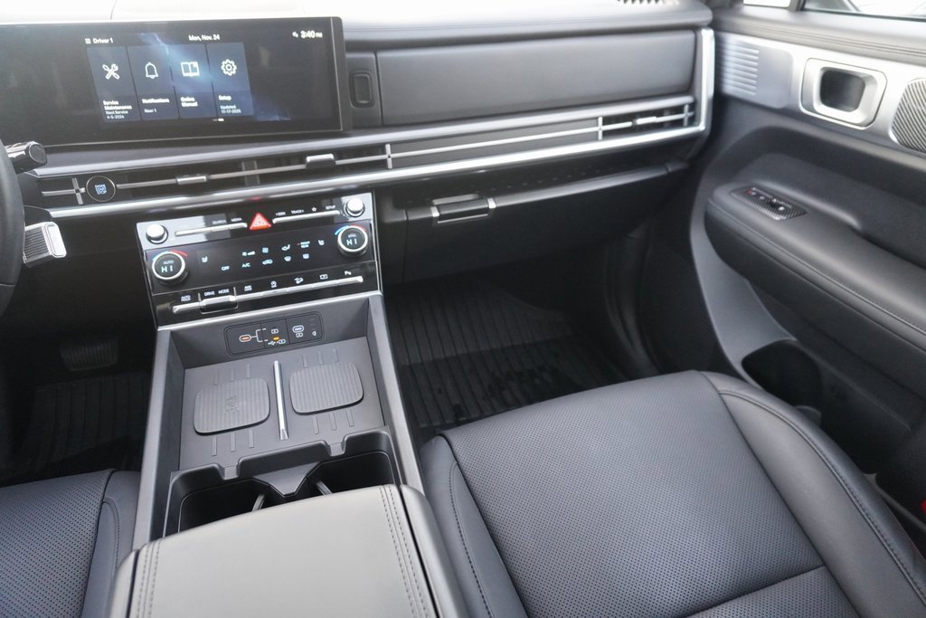 Used 2025 Hyundai Santa Fe SEL image 21
