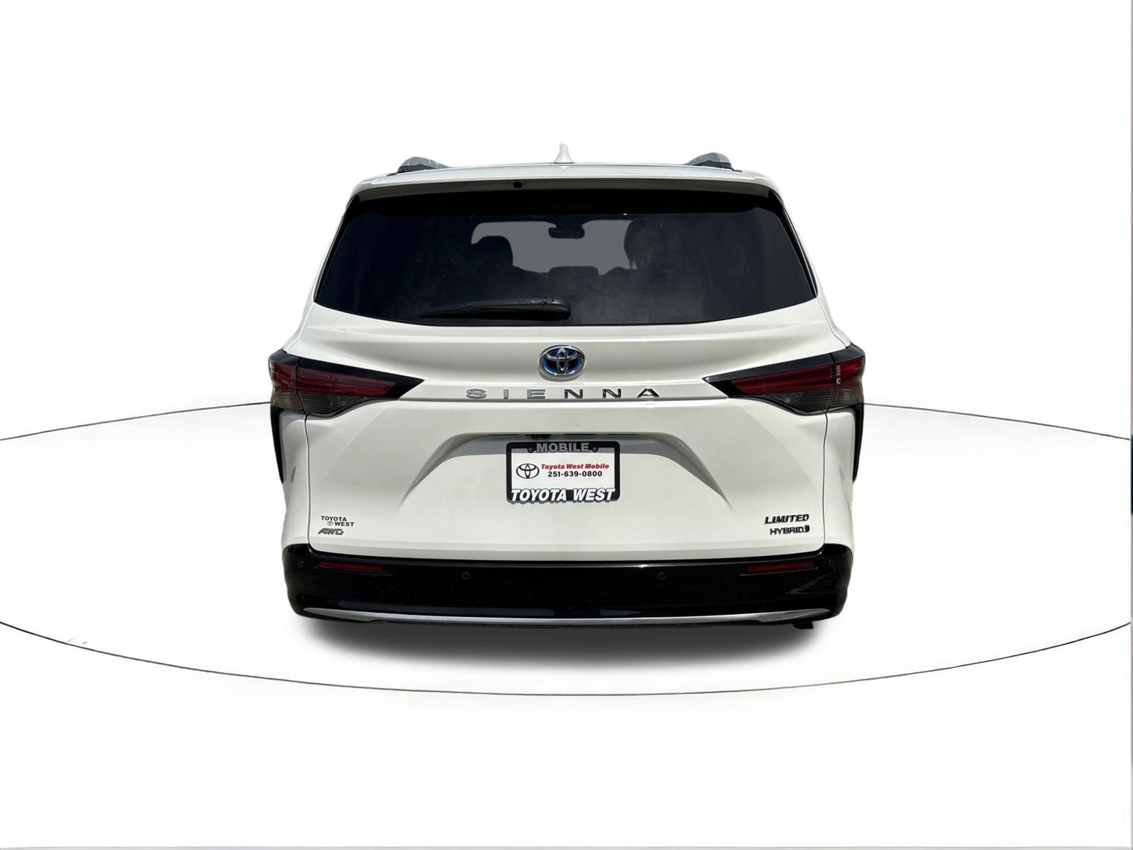 Used 2021 Toyota Sienna Limited AWD/4WD image 4
