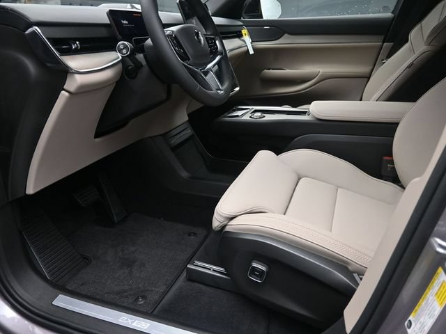 New 2026 Volvo EX90 Plus RWD image 15