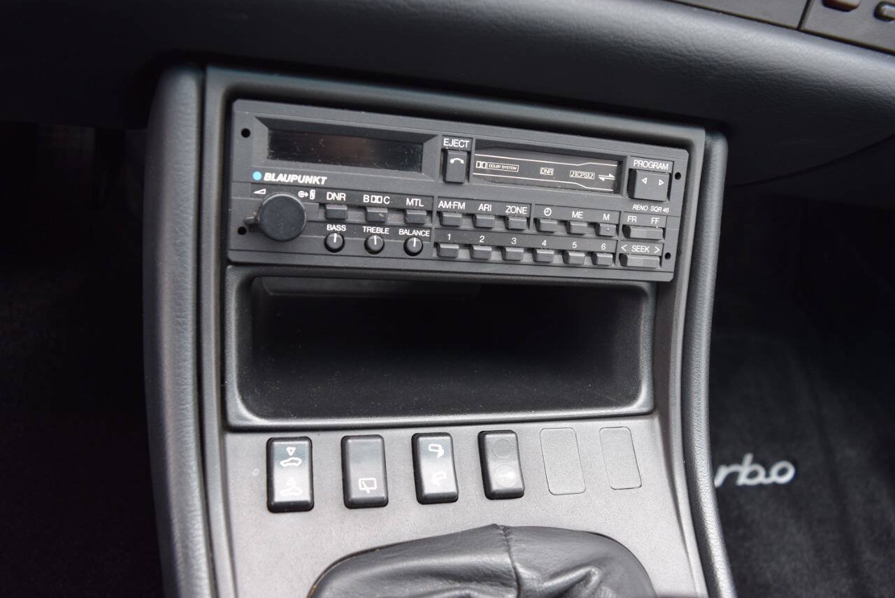 Used 1988 Porsche 944 Turbo RWD image 46
