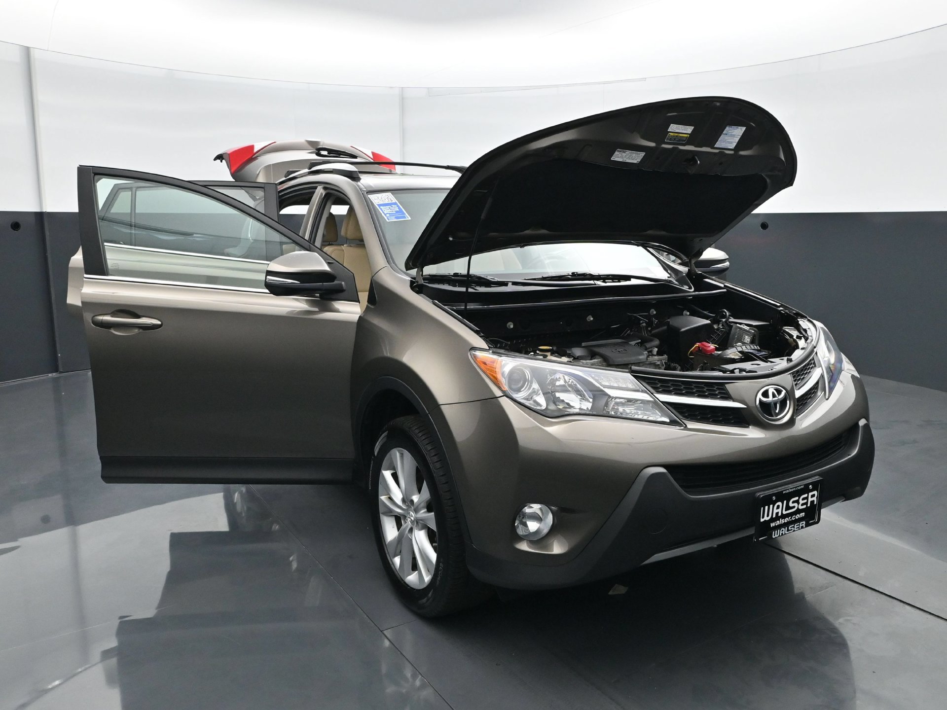 Used 2014 Toyota RAV4 Limited AWD/4WD image 37
