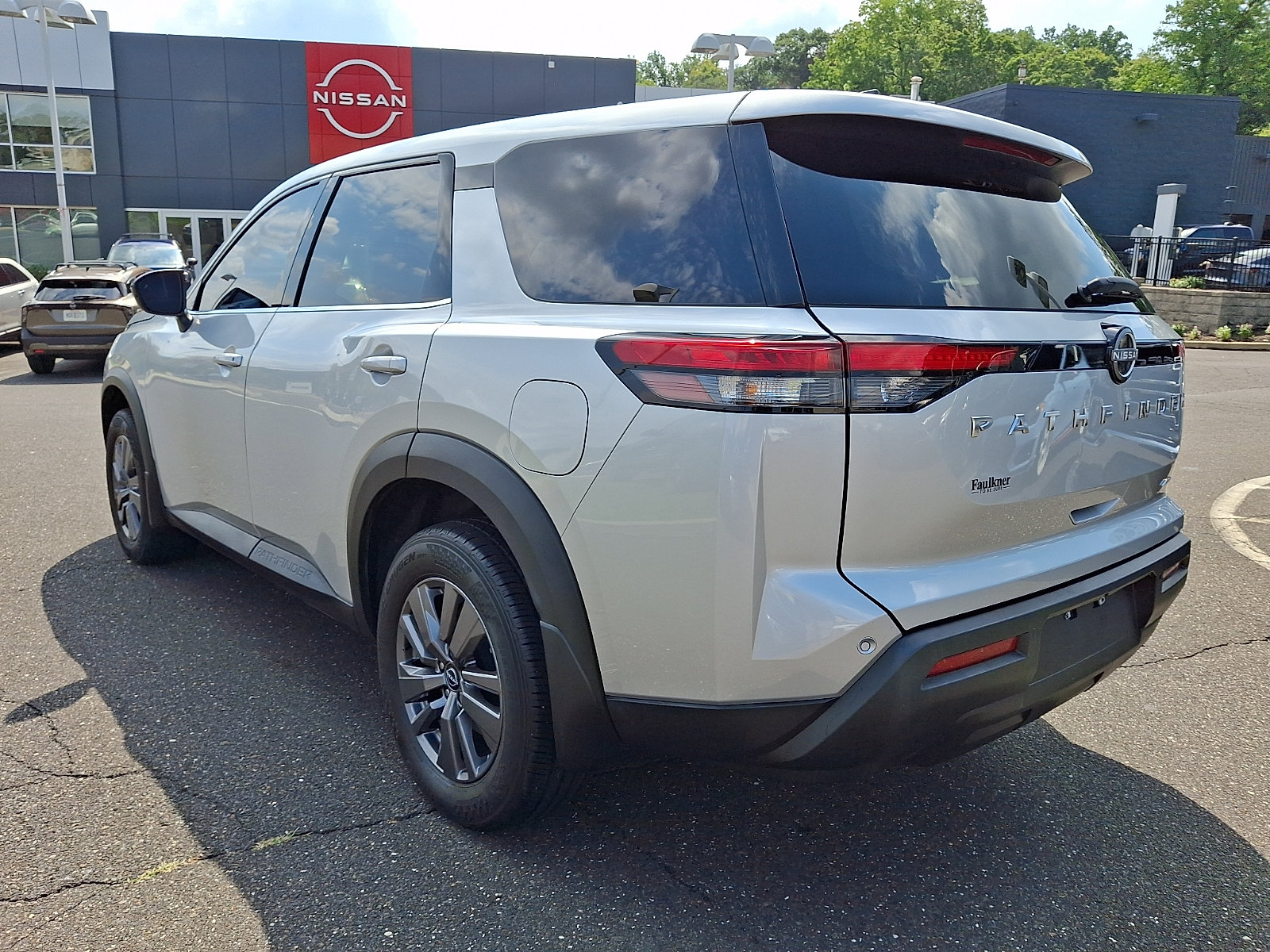 Certified 2024 Nissan Pathfinder S AWD/4WD image 4
