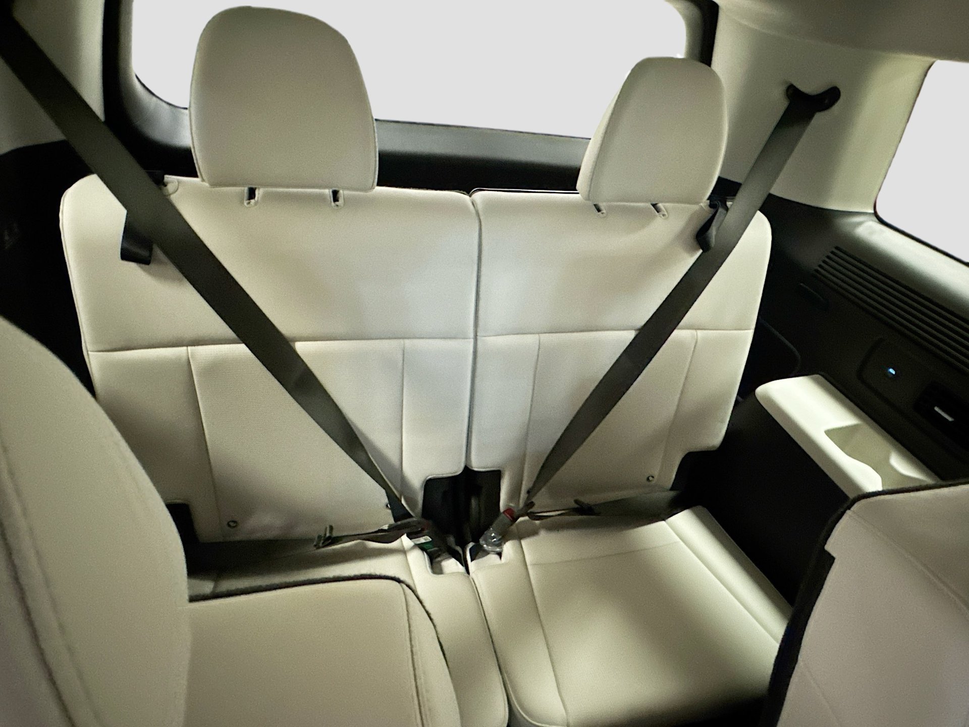 Used 2025 Hyundai Santa Fe Calligraphy FWD image 28