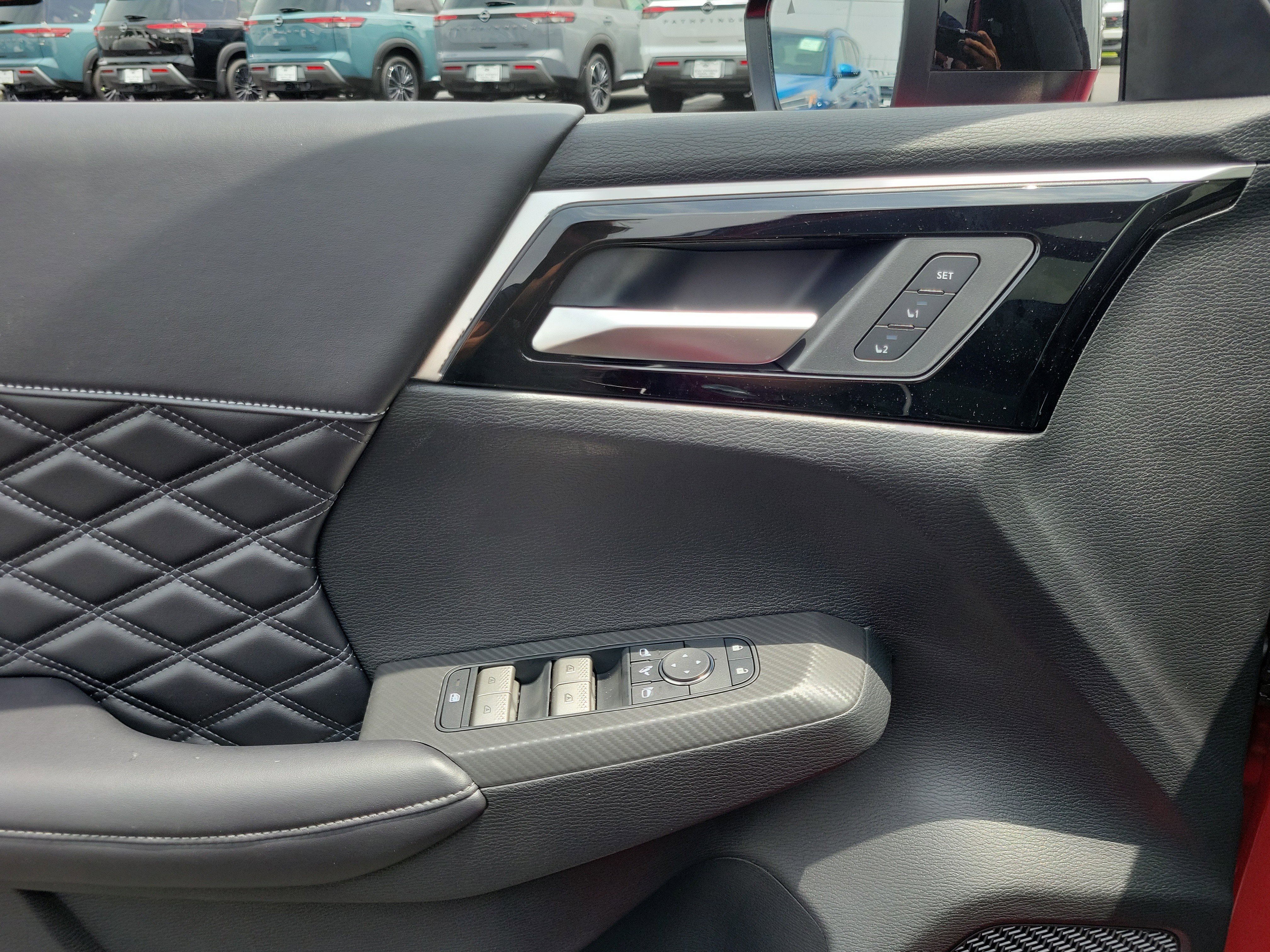 New 2026 Nissan Rogue Platinum AWD/4WD image 17