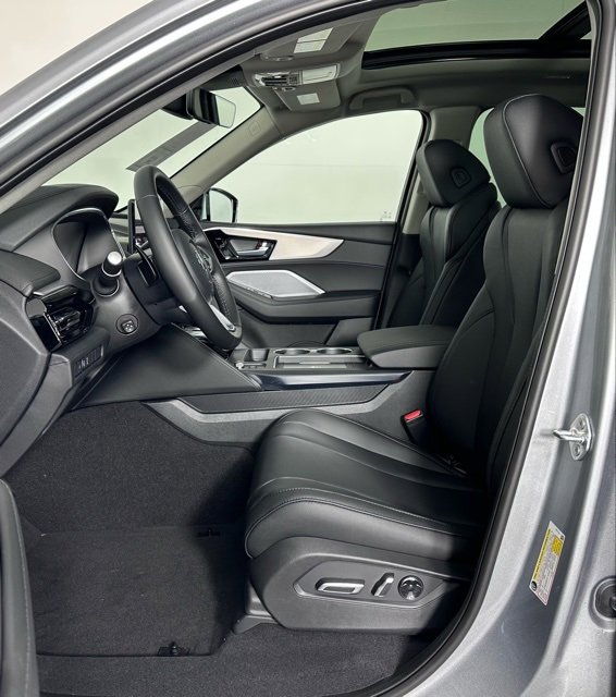 Used 2026 Acura MDX FWD image 15