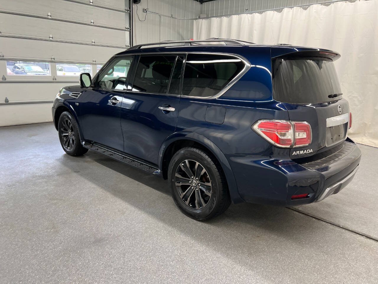 Used 2019 Nissan Armada Platinum w/ Captain's Chairs Package AWD/4WD image 6