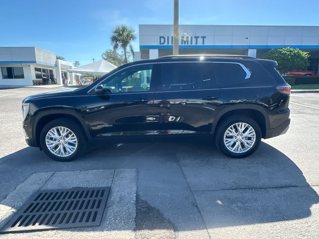 Used 2026 GMC Acadia Elevation w/ Elevation Premium Package FWD image 8
