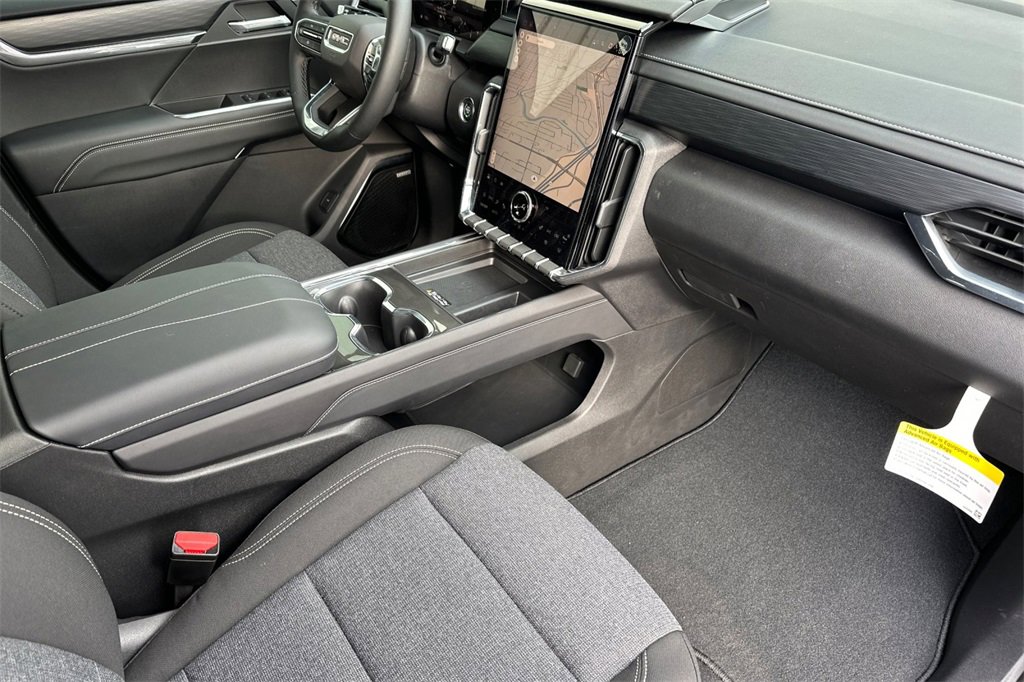 New 2025 GMC Acadia Elevation image 15