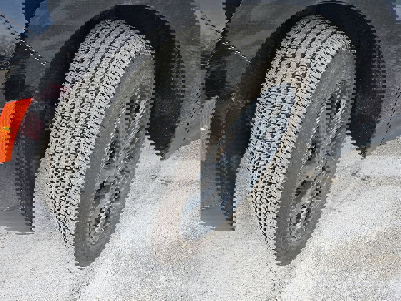 Used 2023 Chevrolet Equinox RS w/ LPO, Floor Liner Package image 32