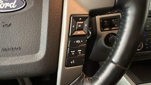 Used 2017 Ford Expedition EL Limited w/ Equipment Group 301A AWD/4WD image 16