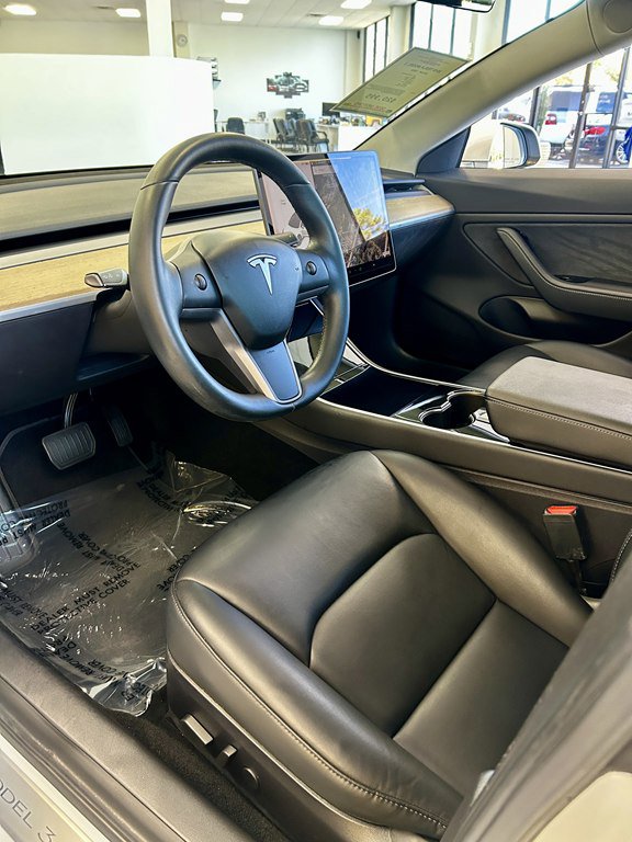 Used 2019 Tesla Model 3 AWD/4WD image 13