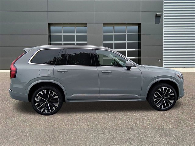 New 2026 Volvo XC90 B6 Plus w/ Protection Package Premier image 8