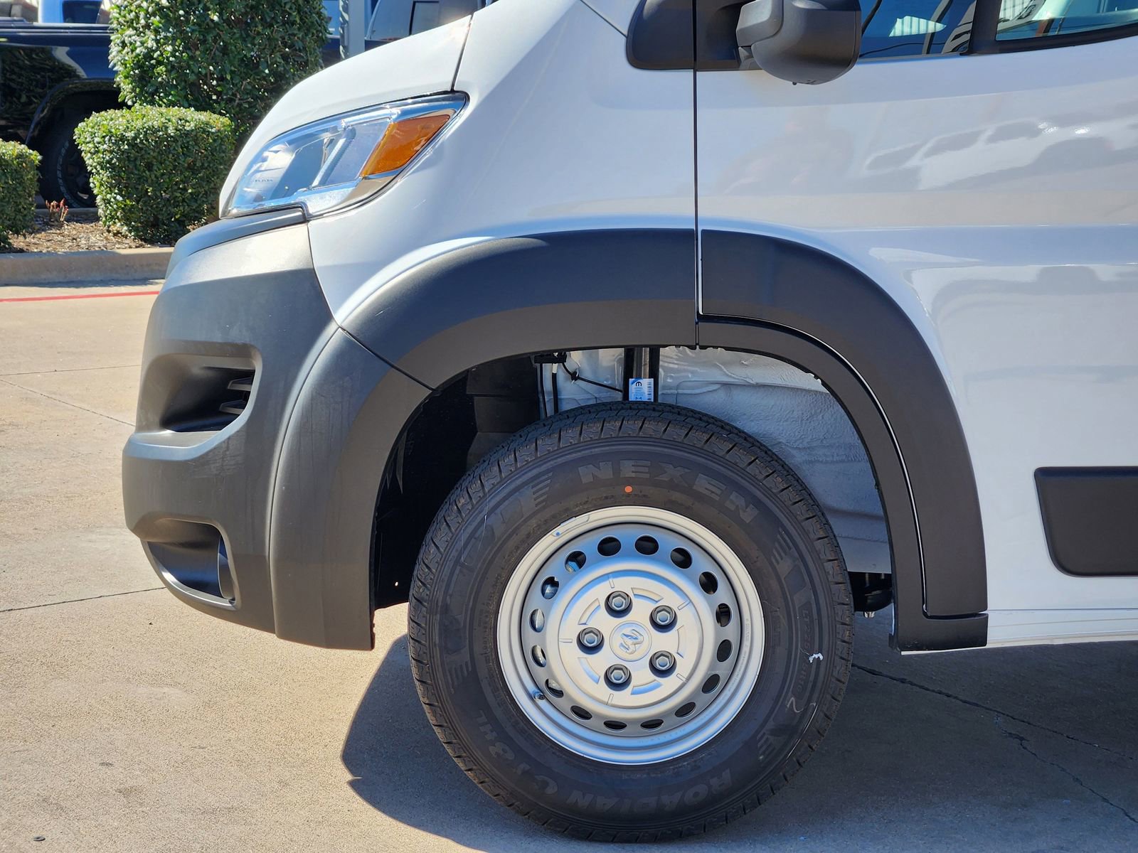 New 2026 RAM ProMaster 2500 w/ Convenience Group image 9