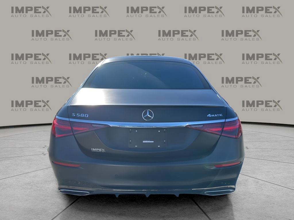 Used 2023 Mercedes-Benz S 580 4MATIC Sedan w/ AMG Line image 4