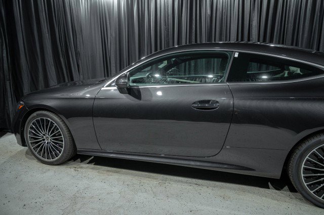 Used 2026 Mercedes-Benz CLE 300 4MATIC Coupe image 5