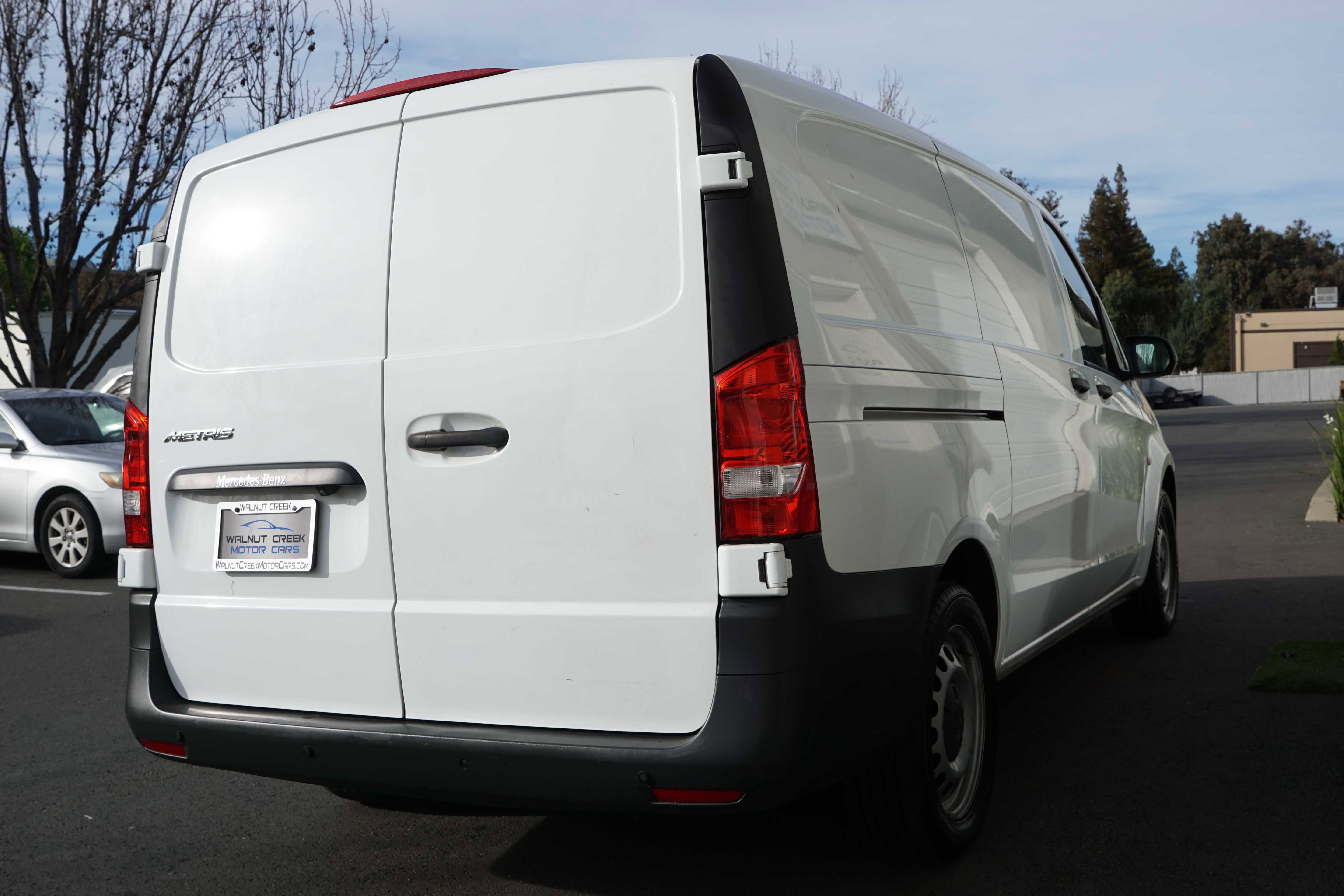Used 2020 Mercedes-Benz Metris image 11