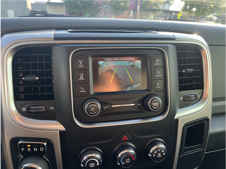 Used 2019 RAM 1500 Classic SLT RWD image 19