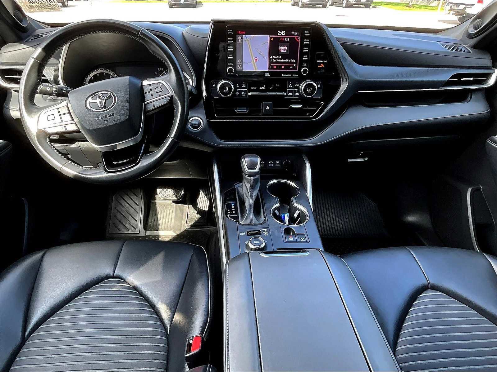 Used 2022 Toyota Highlander XSE image 22