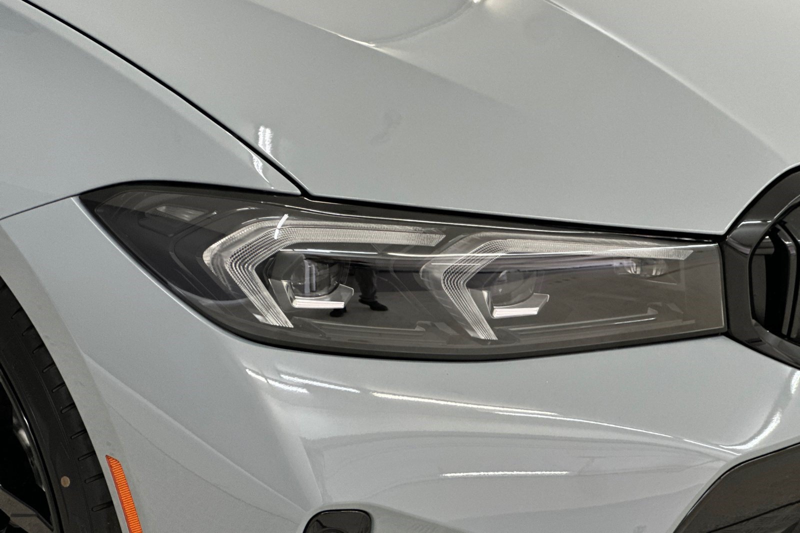 New 2026 BMW 330i Sedan w/ M Sport Package RWD image 11