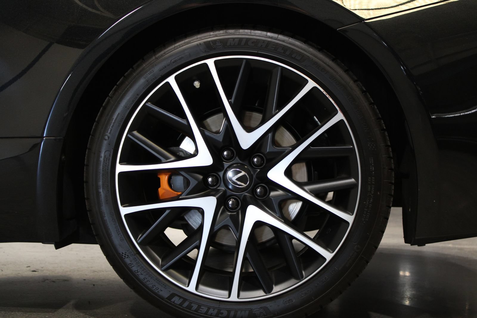 Used 2018 Lexus RC 350 RWD image 12