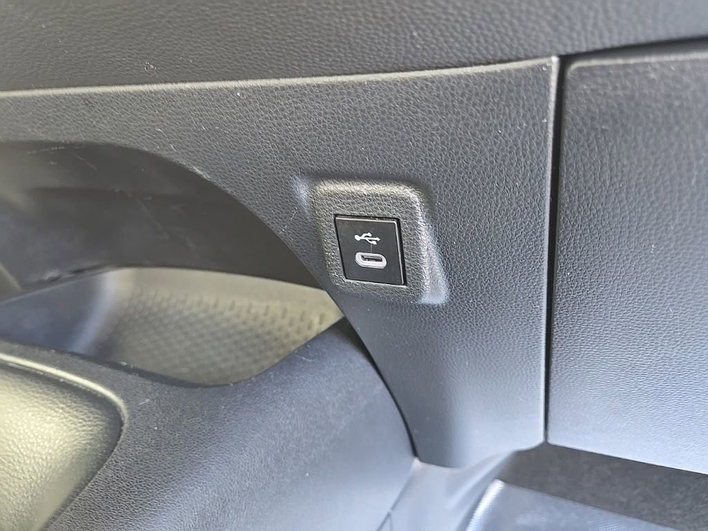 Used 2024 Toyota Corolla LE image 39