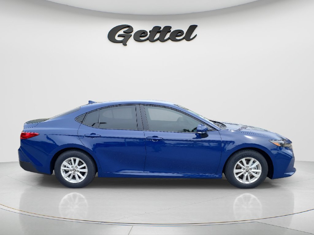 Used 2026 Toyota Camry LE FWD image 11