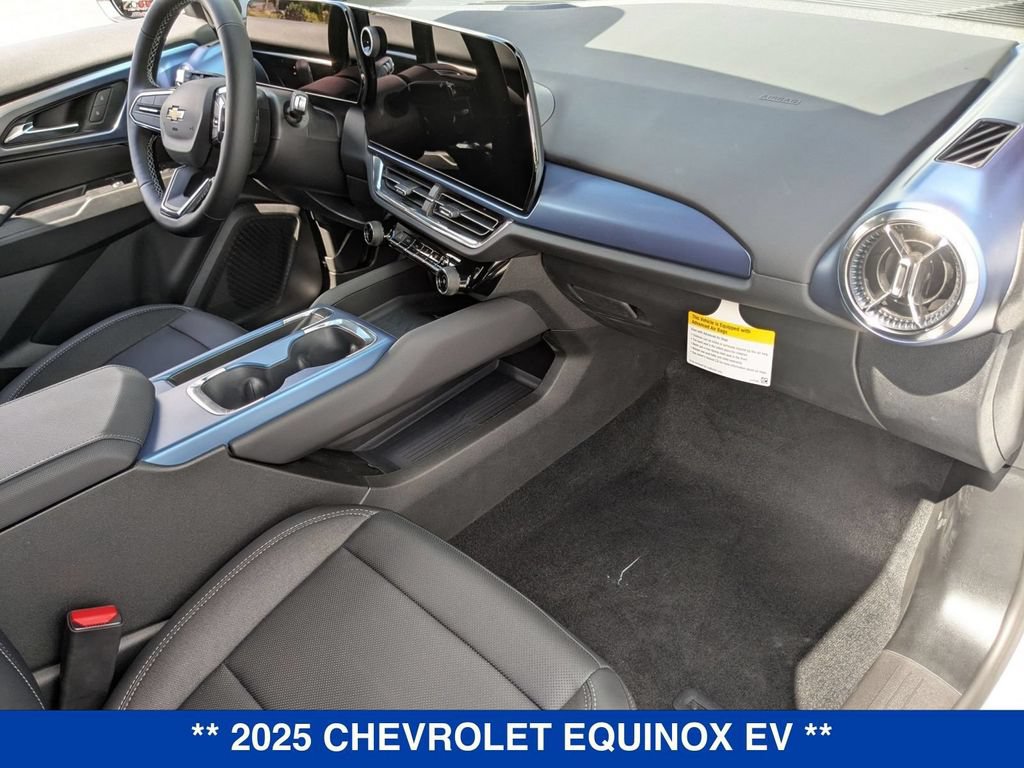 New 2025 Chevrolet Equinox EV LT AWD/4WD image 33