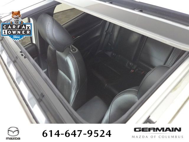 Used 2023 MAZDA MAZDA3 Hatchback w/Premium Plus Pkg image 30