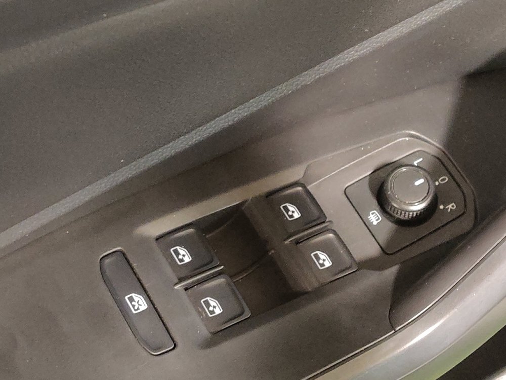 Used 2019 Volkswagen Jetta S w/ Driver Assistance Package image 27