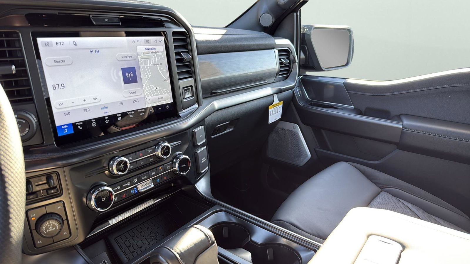 New 2026 Ford F150 Lariat w/ Equipment Group 502A High image 21