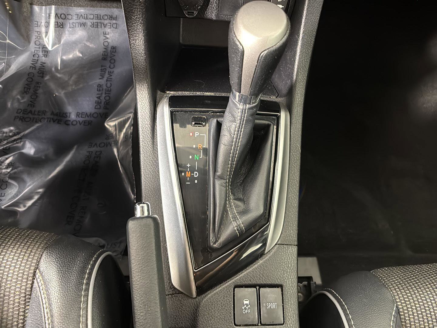 Used 2015 Toyota Corolla S FWD image 34