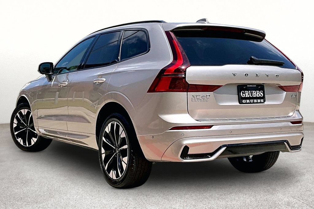 Certified 2026 Volvo XC60 B5 Plus AWD/4WD image 16