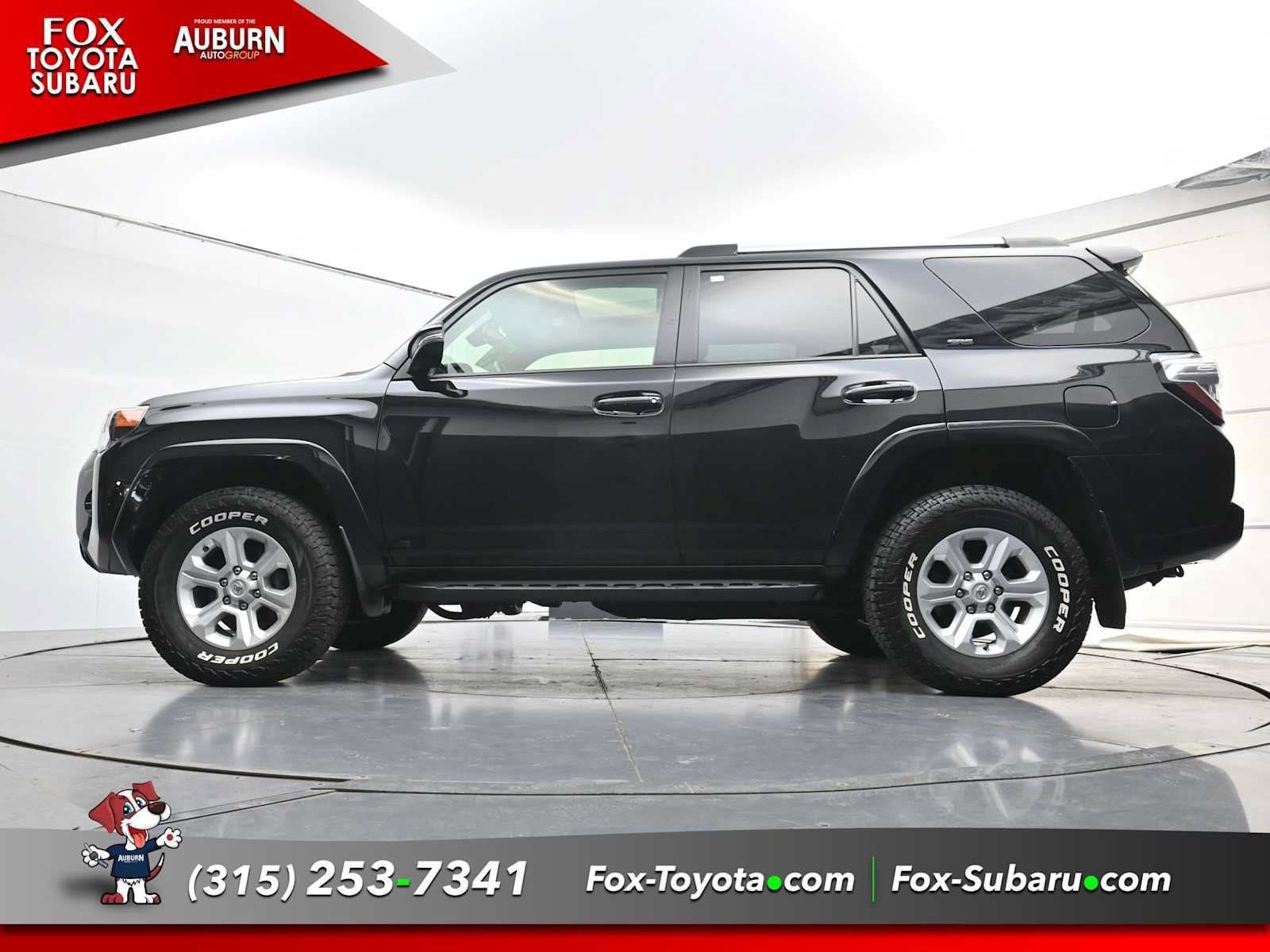 Used 2023 Toyota 4Runner SR5 Premium w/ Moonroof Package AWD/4WD image 25