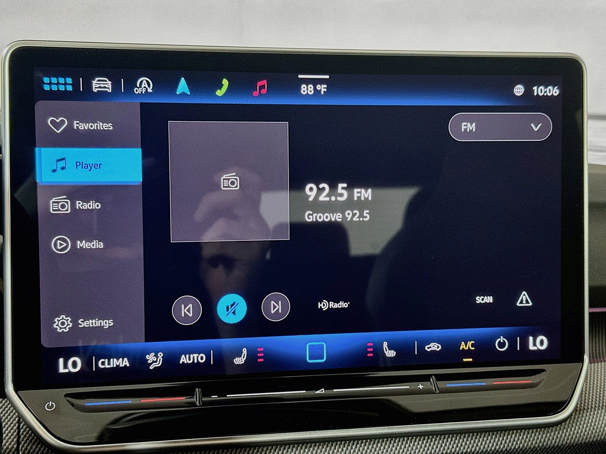 New 2026 Volkswagen Golf w/ Euro Style Package AWD/4WD image 15
