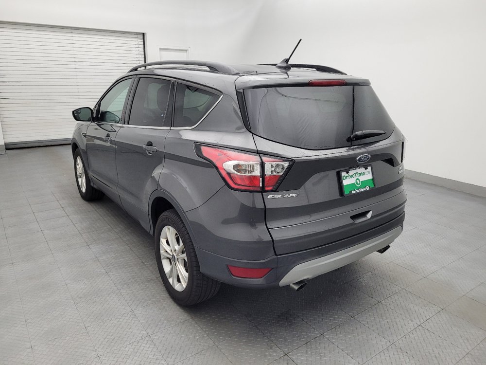 Used 2018 Ford Escape SE w/ SE Sync 3 Package AWD/4WD image 5