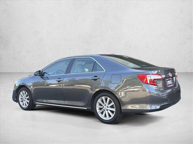 Used 2012 Toyota Camry XLE w/ Leather Pkg FWD image 7