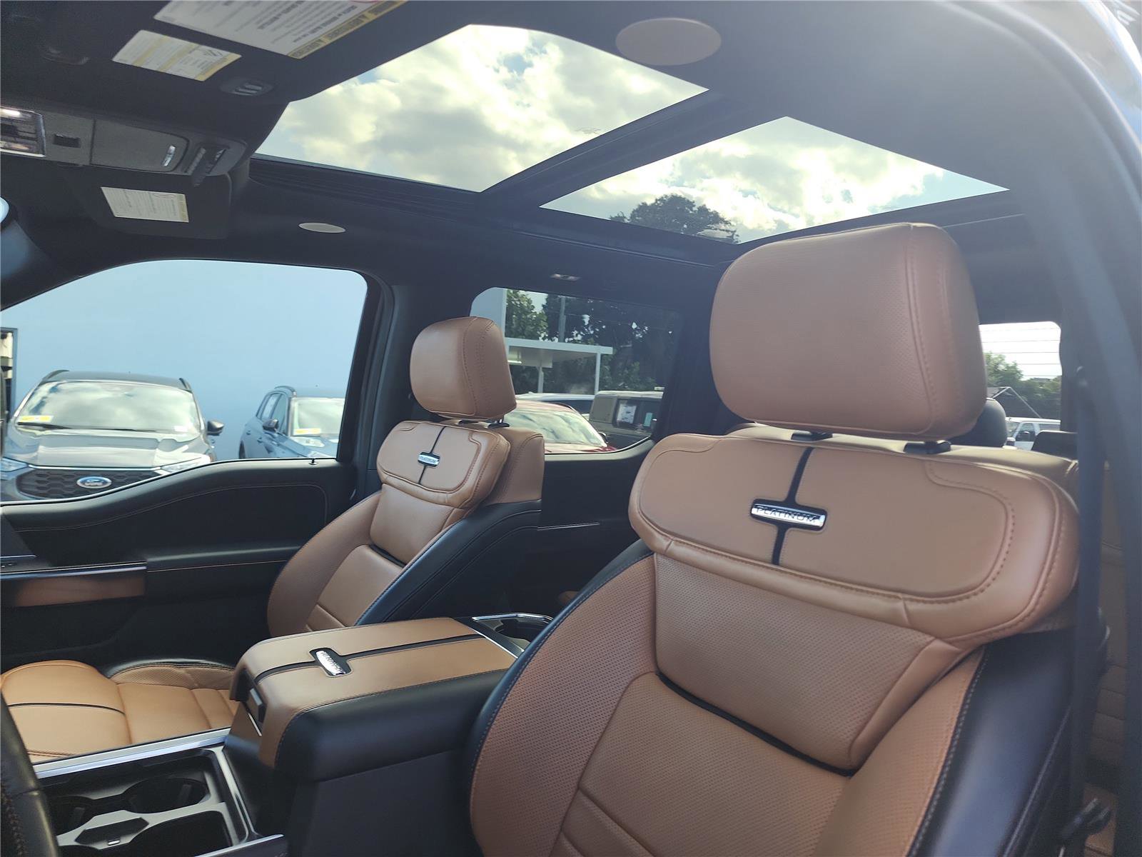 Used 2023 Ford F250 Platinum w/ Tremor Off-Road Package image 15