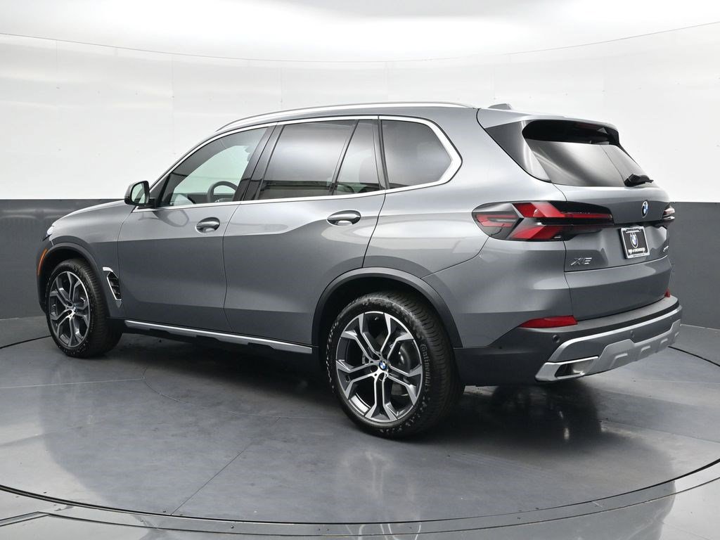 Used 2026 BMW X5 xDrive40i w/ Climate Comfort Package AWD/4WD image 6