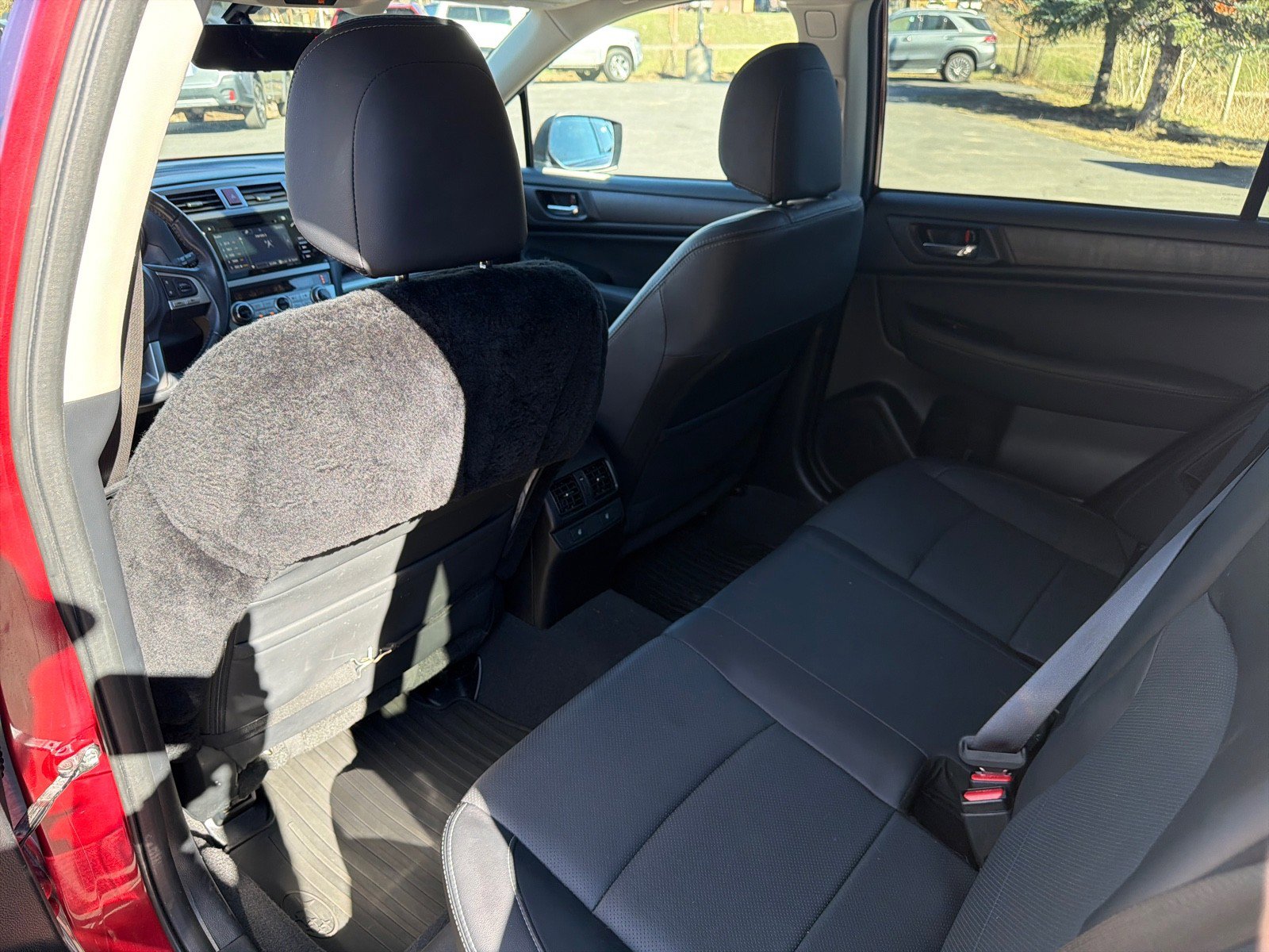 Used 2017 Subaru Outback 3.6R Limited image 27