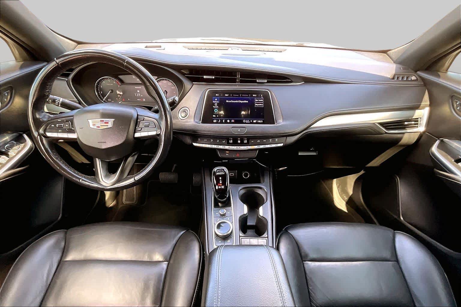 Used 2022 Cadillac XT4 Premium Luxury w/ Safety Alert Package AWD/4WD image 13