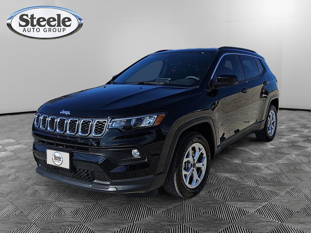 Used 2025 Jeep Compass Latitude image 1