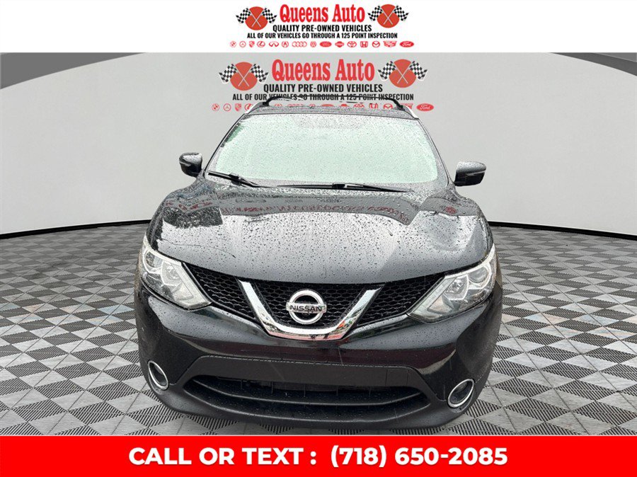 Used 2018 Nissan Rogue Sport SL AWD/4WD image 1